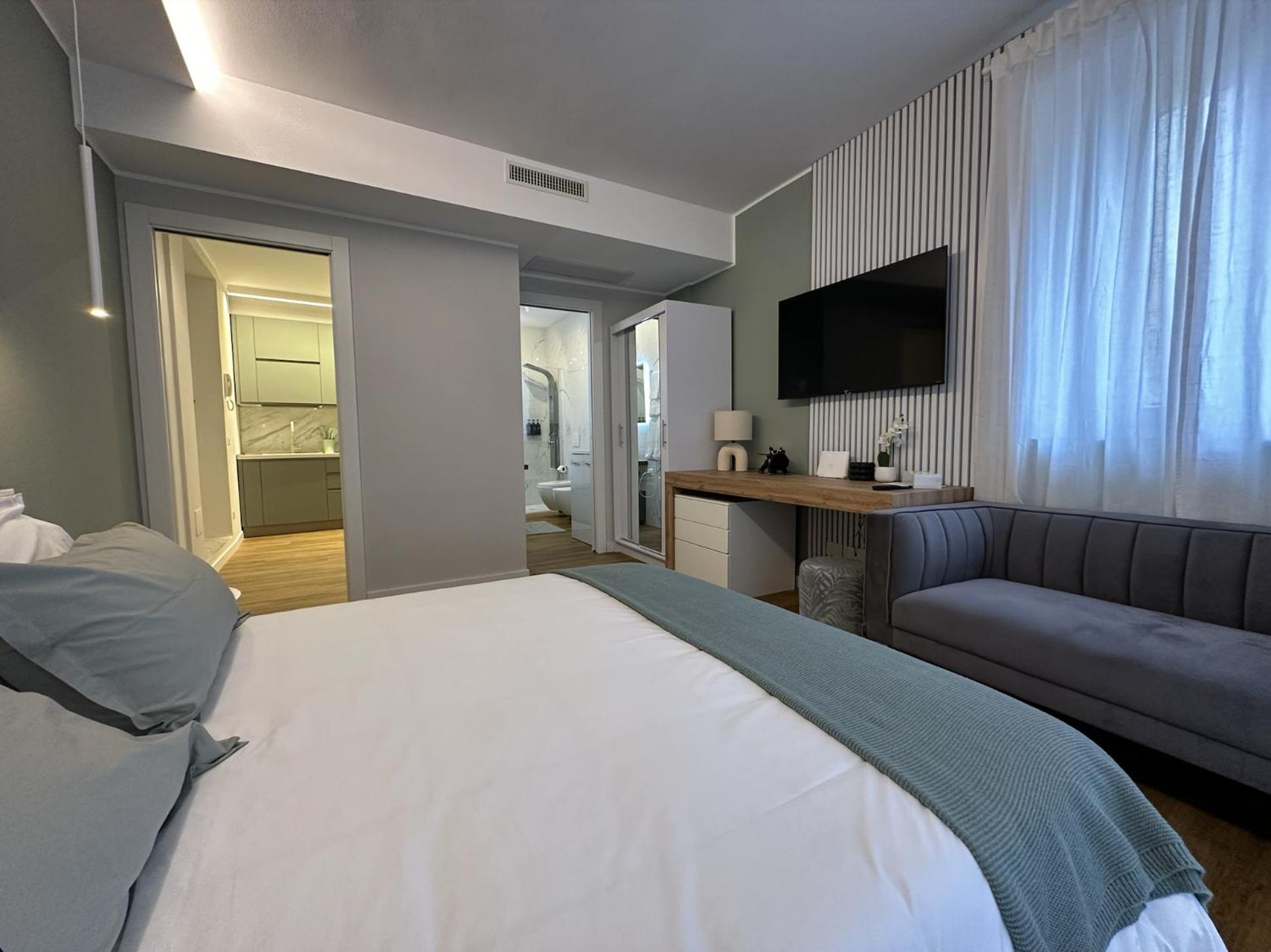 The Captain'S Apartments Sirocco - City Center Leonardo Academy Сесто-Календе Экстерьер фото